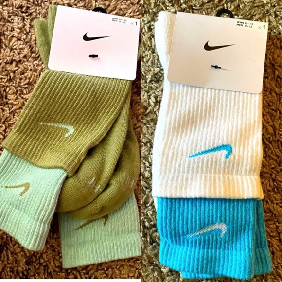 Nike Other - Nike 2 Tone Socks
